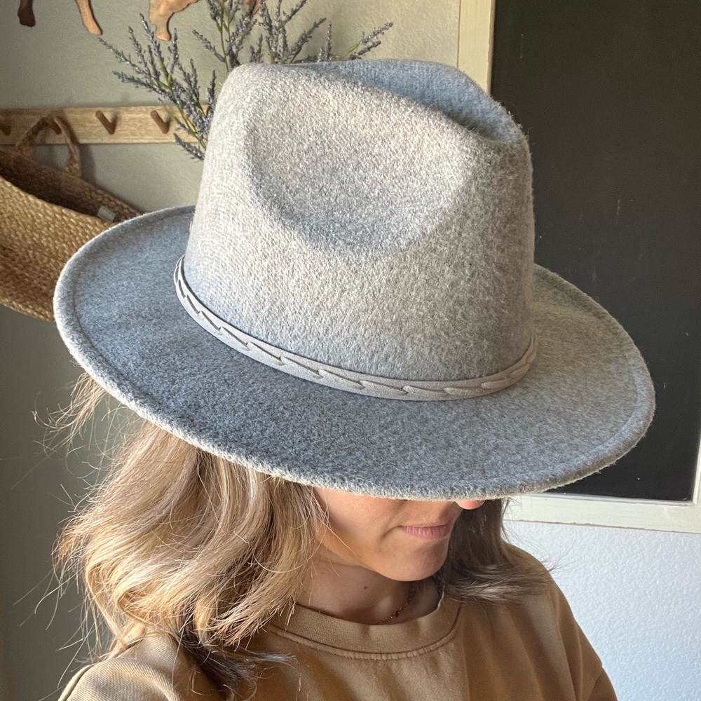 Gray Felt Fedora with Band